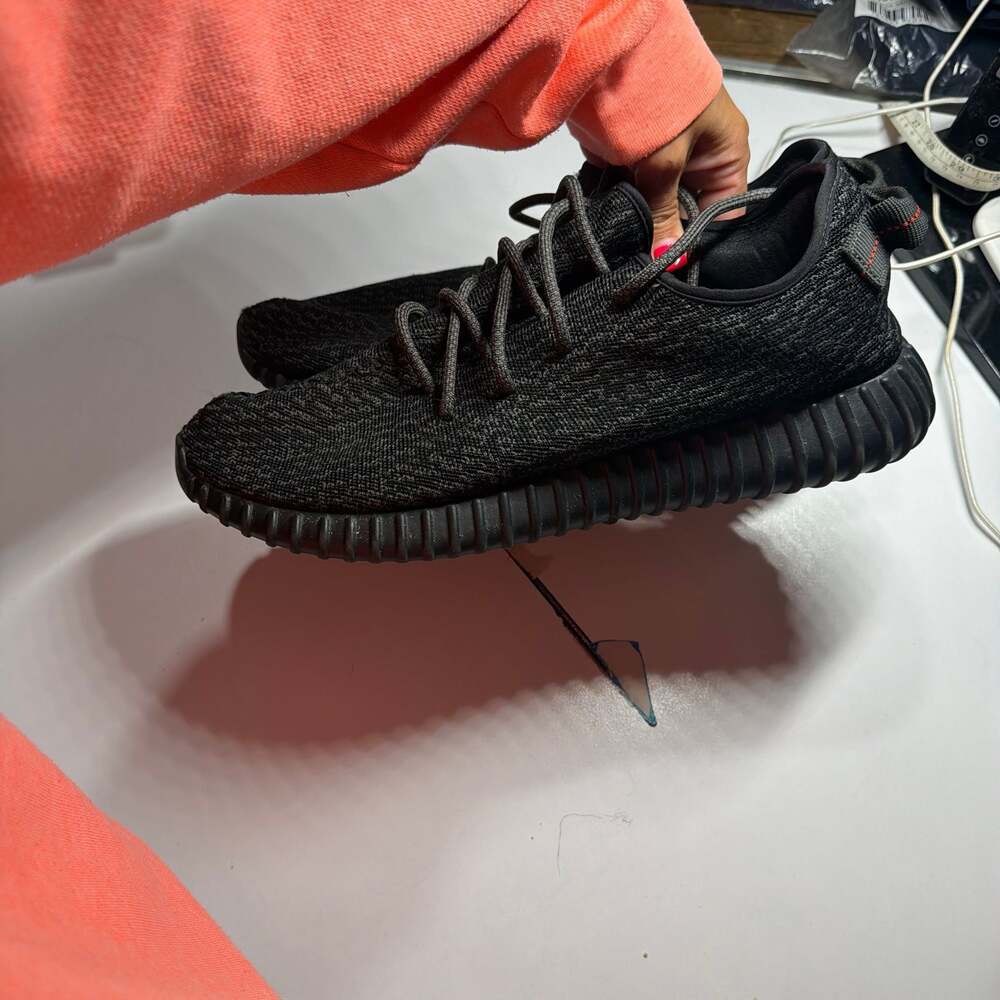 Adidas Yeezy Boost 350 V2 Pirate Black Sneakers - Men's Size 13 - Picture 6 of 7